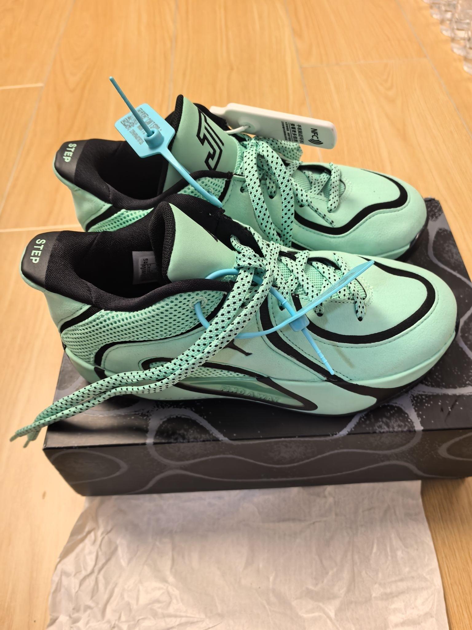 实战好物分享:Nike Jordan Tatum4 GS 薄荷绿(36码)亲子实战测评